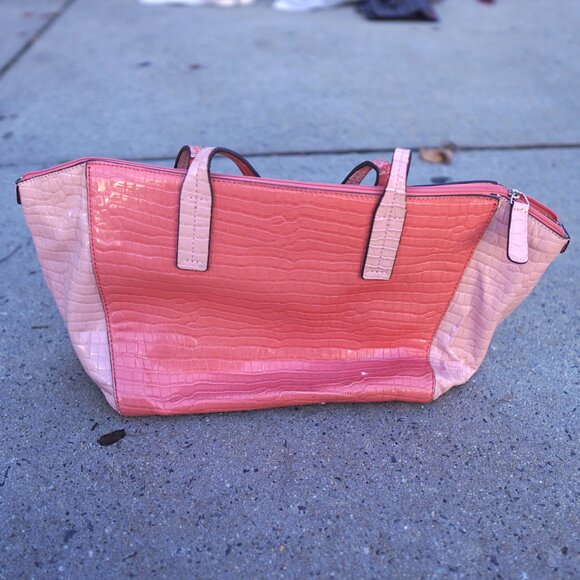 Guess Y2K Patent Croc Tote Bag Pink Beige Large Logo Glam Shoulder Bag - Picture 2 of 11